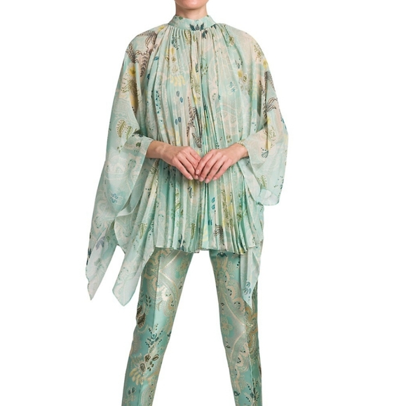 NWT$1000 ETRO Paisley Plisse Pleated Tie Back Light Blue Poncho One Size - Picture 15 of 15